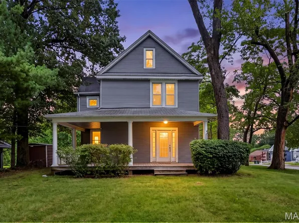 2330 Ashby Rd, Saint Louis, MO 63114
