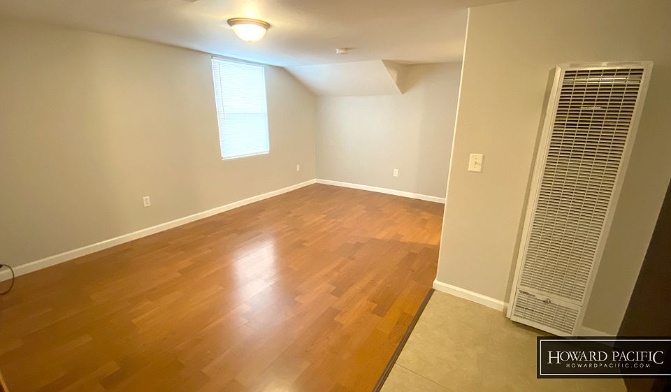 1st image of 419 E 6th St #10535243