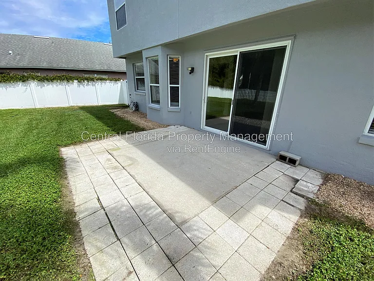 4115 Andover Cay Blvd — Photo 30
