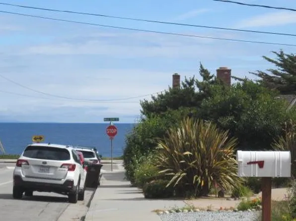 127 Swift St, Santa Cruz, CA 95060