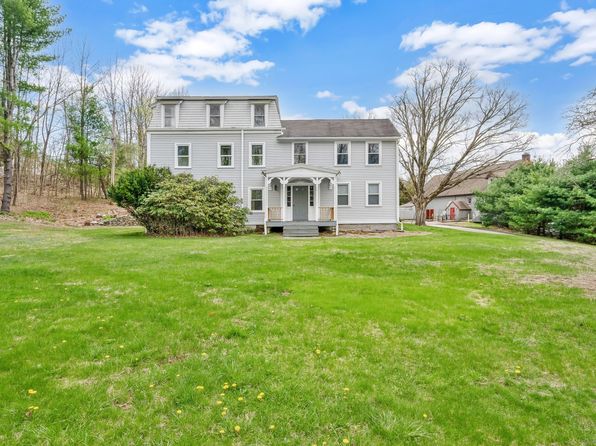 26 Crystal Ln APT A, Mansfield, CT 06268