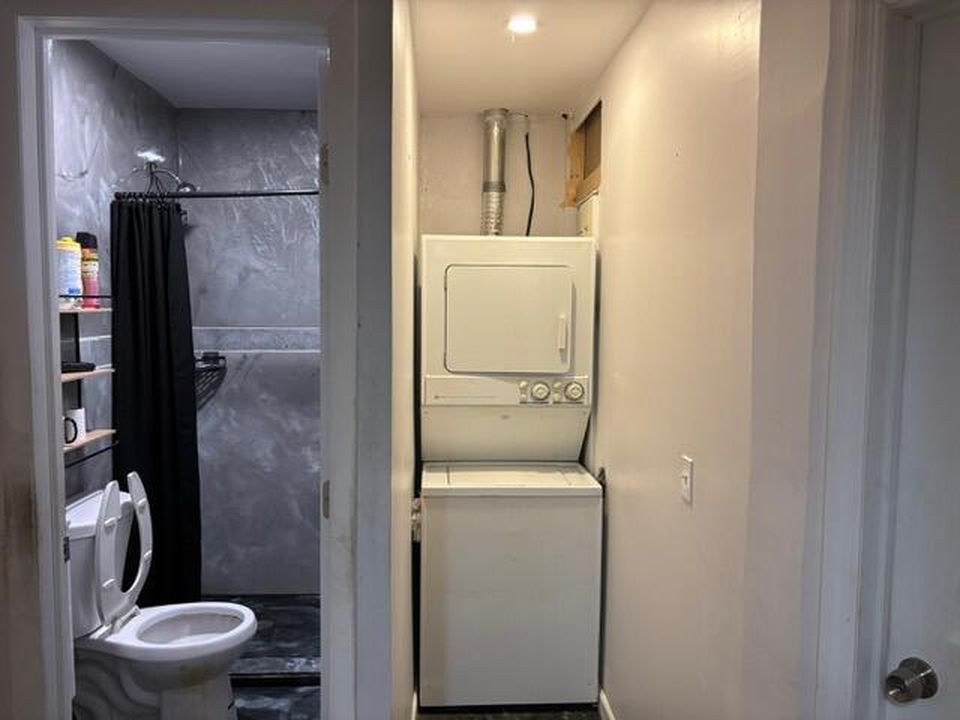 360 Leisure Boulevard, photo 9