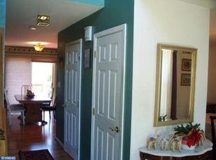 418 S Barrington Ct, Newark, DE 19702