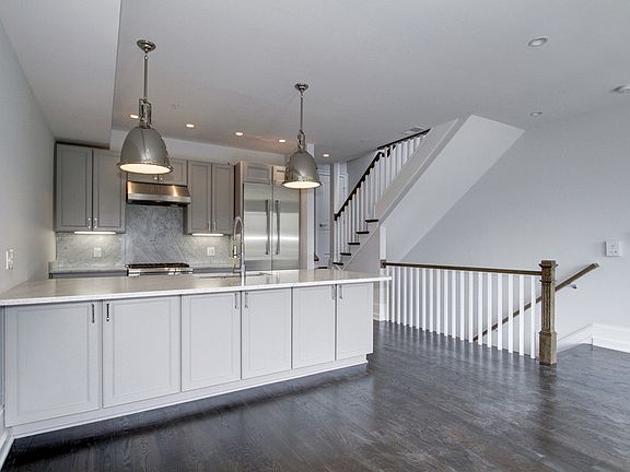 Gourmet Kitchen