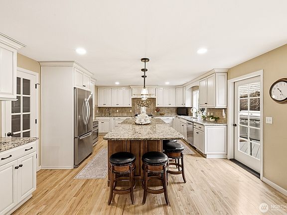 5th image of 29307 55th Avenue S