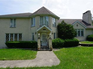 1920 S 9th St, Mattoon, IL 61938