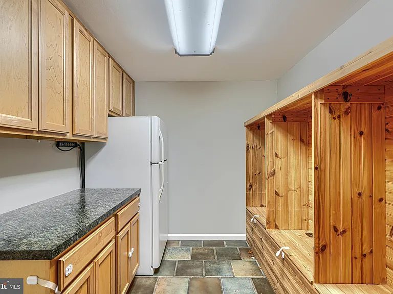 8301 Whitebark Ct — Photo 52