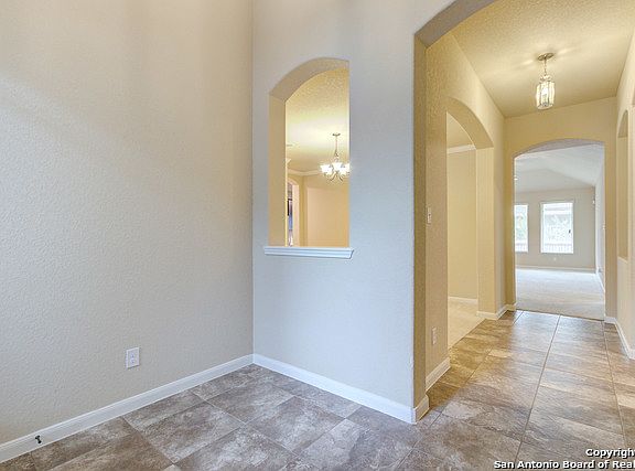 3rd image of 11714 Nuevo Cir