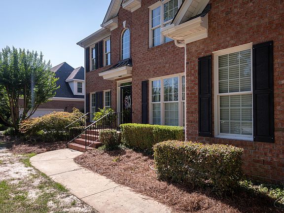 4th image of 602 Remington Dr #2