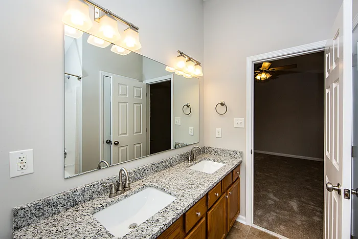 10420 Haddington Dr NW — Photo 17
