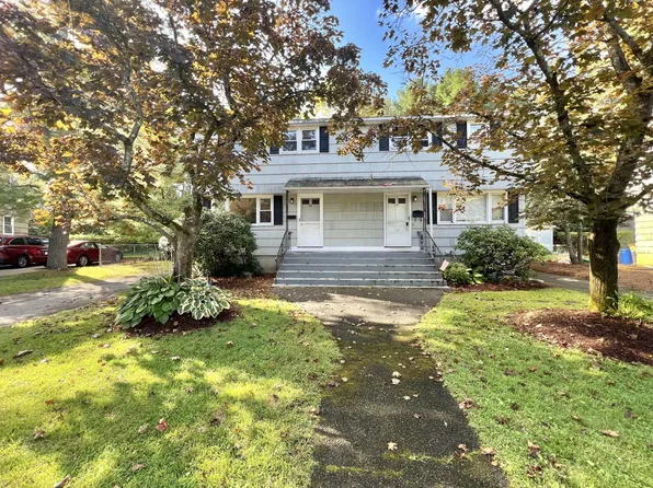 34 Charles Rd #34, Winchester, MA 01890