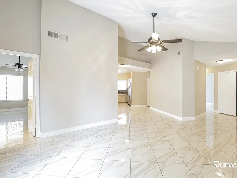 6557 Kirwan Heights Way — Photo 5