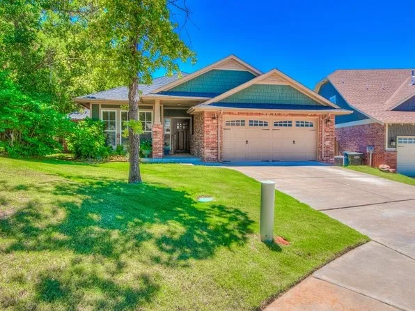 200 Nature Ln, Edmond, OK 73013