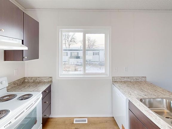 5th image of 831 2nd Ave #14
