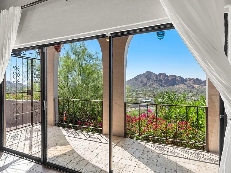 6900 N Highlands Dr — Photo 8