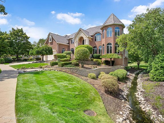 4th image of 103 Settlers Dr
