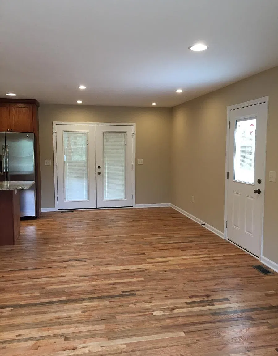 3 bed, 1200 sqft, $2,000 — Photo 3