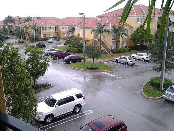 2nd image of 7200 NW 114th Ave APT 311