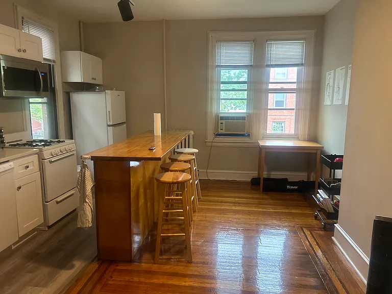 3308 Hamilton St #3R — Photo 3