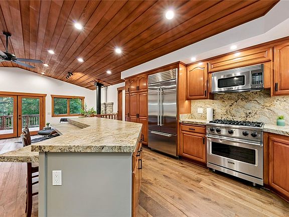 4th image of 859 Ophir Peak Rd