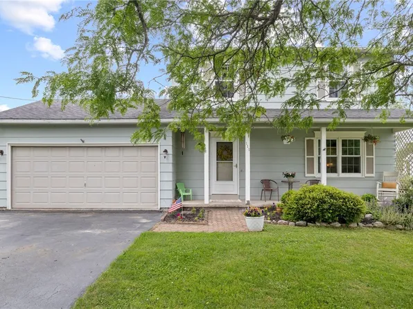 111 Farrell Rd, West Henrietta, NY 14586