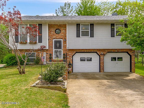 2nd image of 5419 Collier Ln