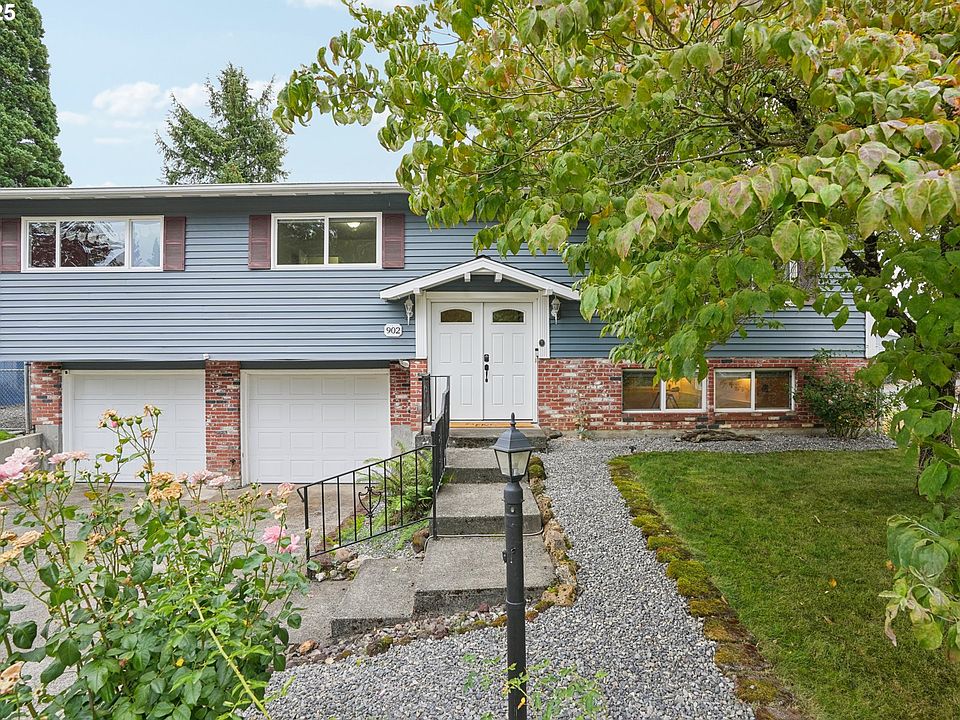1st image of 902 SE Atherton Ave