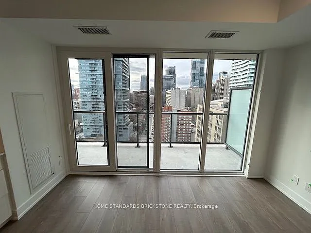 308 Jarvis St #1704 — Photo 6