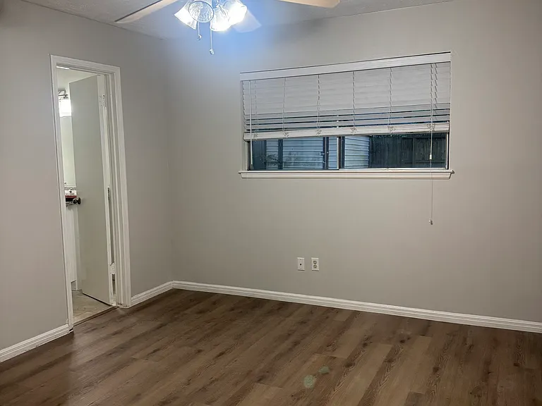 834 Beachcomber Ln — Photo 4