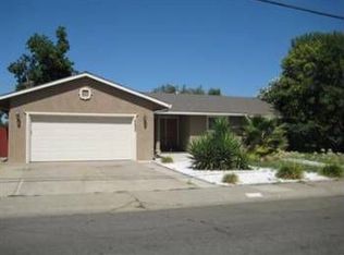 6625 Palm Ave, Carmichael, CA 95608