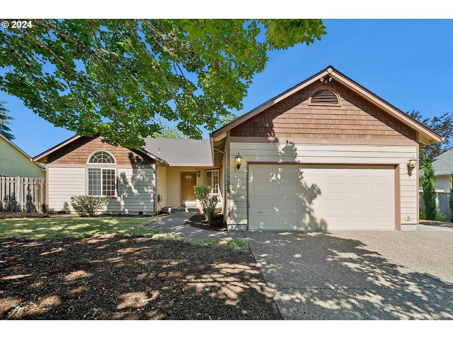 16340 SW Deline Ct photo 1