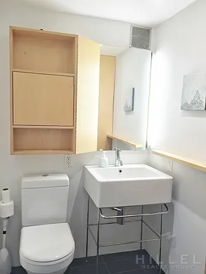 Sold by Hillel Realty Group | media 25