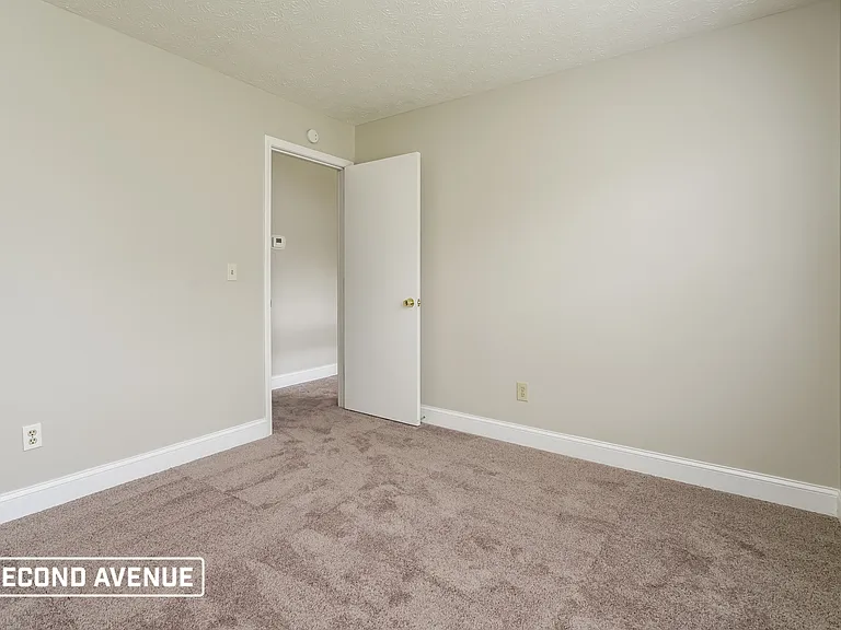 5946 Crescent Ridge Ct — Photo 13