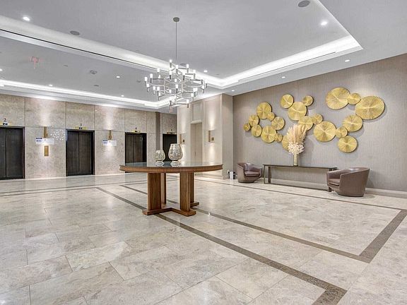 5th image of 155 Yorkville Ave #507