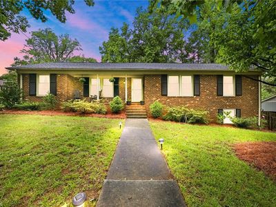 1601 Forest Valley Rd, Greensboro, NC, 27410