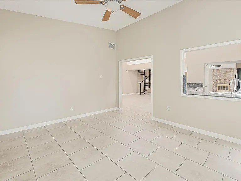 2302 Brook View Ln — Photo 18