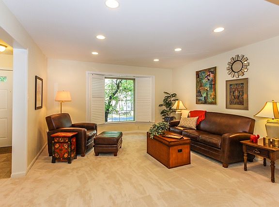 2nd image of 2815 Shawn Leigh Dr