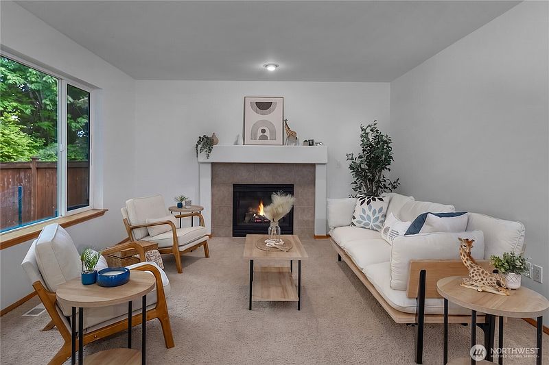 5th image of 3335 68th Avenue SW