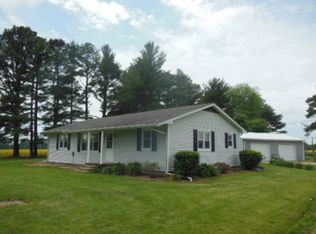 2211 County Road 975 E, Rinard, IL 62878