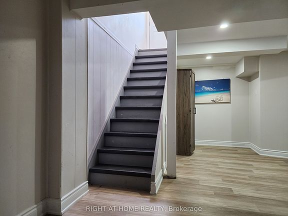 4th image of 64 Mill St