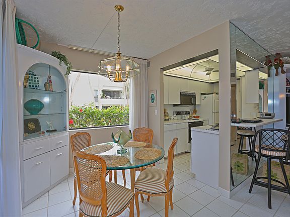 5th image of 1555 Tarpon Center Dr APT 168