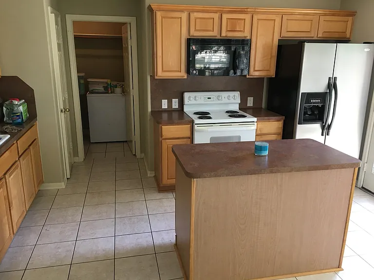 4603 Shane Creek Ln — Photo 7