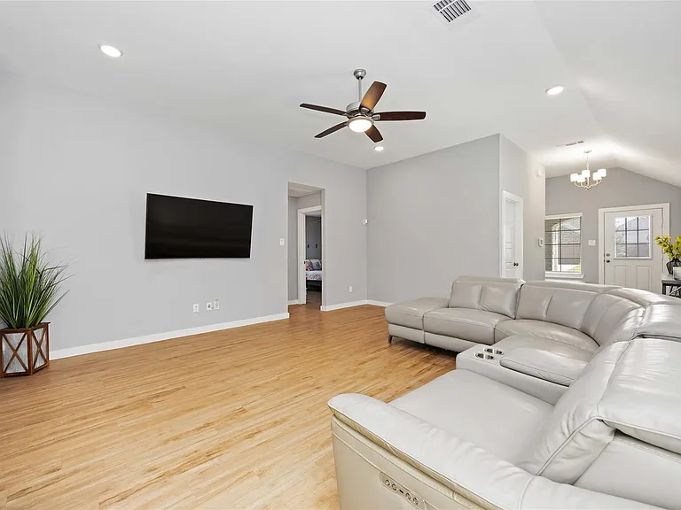 21642 Coral Mist Dr — Photo 8