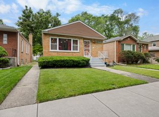 11828 S Hale Ave, Chicago, IL 60643