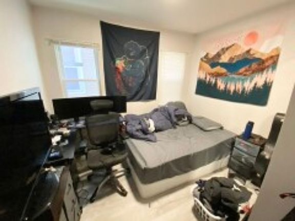 4th image of 113 Hillside St #1A