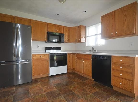 4th image of 108 Empson Dr