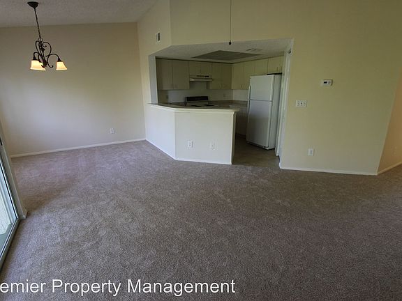 5th image of 1363 Wildwood Lakes Blvd Unit 4