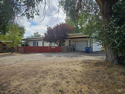 713 SW Paiute St, Mountain Home, ID, 83647