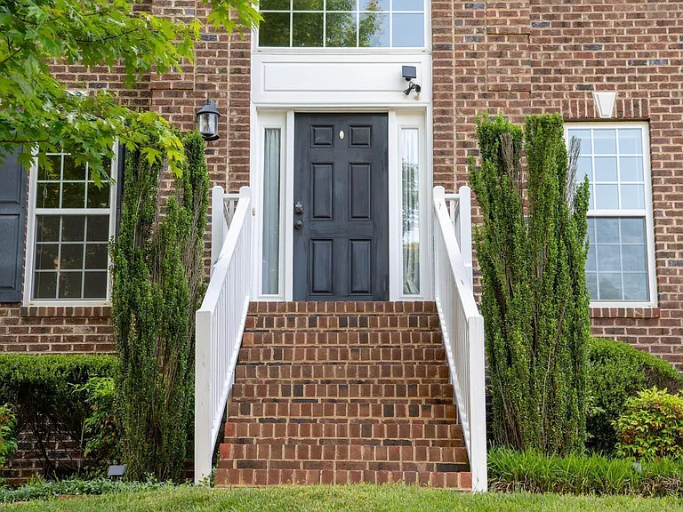 8620 Forester Ln — Photo 2
