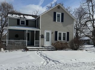 29 N Lincoln Ave, Niles, MI 49120